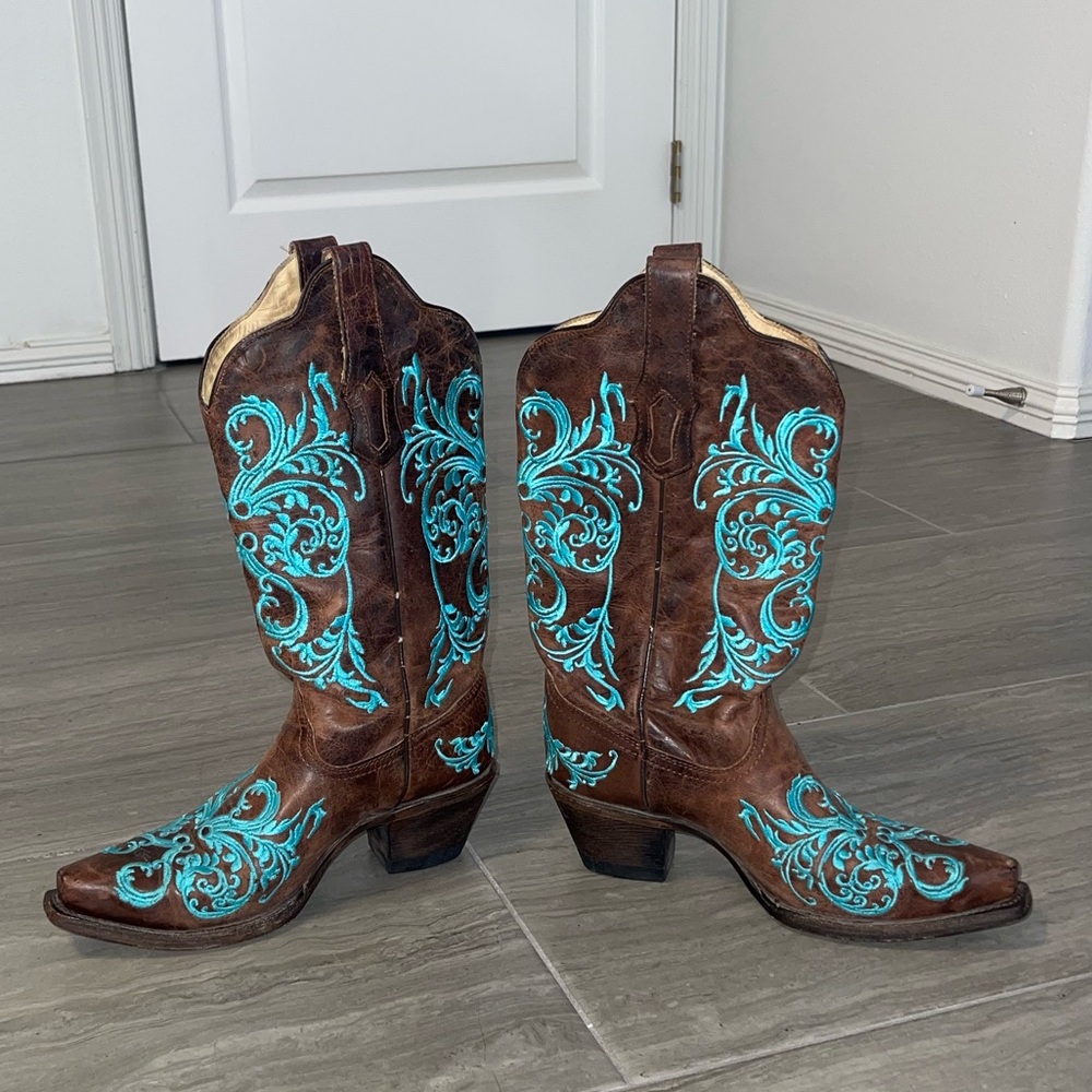 Corral Boots with Turquoise Embroidery
